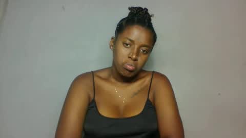 meliana98 online show from November 11, 2025, 6:57 am