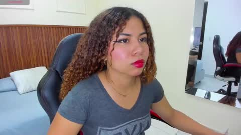 Snapshot of melinamartins chatting on September 8, 2025, 7:46 pm M E L I N A online show from September 8, 2025, 7:46 pm