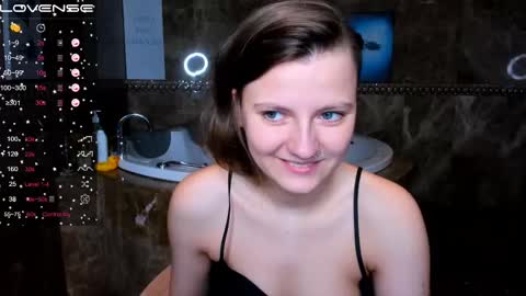 Snapshot of melindat chatting on February 28, 2025, 3:59 am Melinda online show from February 28, 2025, 3:59 am