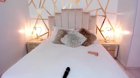 melisagrayy online show from April 14, 2026, 11:05 am