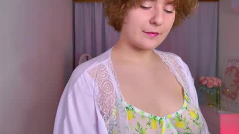 Snapshot of melissa___moore chatting on December 4, 2025, 6:12 am Melissa online show from December 4, 2025, 6:12 am