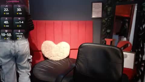 Snapshot of melissa_dolce chatting on June 18, 2026, 12:42 pm michell online show from June 18, 2026, 12:42 pm