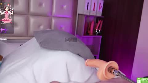 melissa_luu online show from November 22, 2025, 8:19 pm