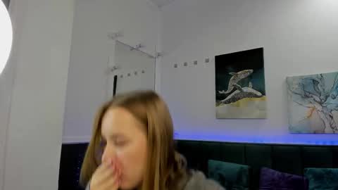 melissa_new22 online show from December 20, 2025, 1:02 am