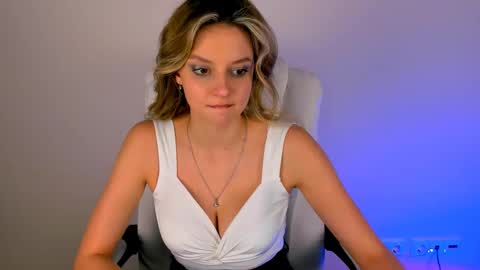 Snapshot of melissa_richardson chatting on March 11, 2025, 11:26 pm Melissa online show from March 11, 2025, 11:26 pm