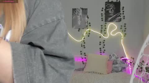 Snapshot of melissa_sshy chatting on January 8, 2025, 5:59 am Melissa HOT CONTENT HERE online show from January 8, 2025, 5:59 am