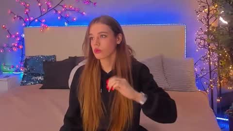 Snapshot of melissacrayzy chatting on December 2, 2025, 6:30 am MelissaCrayzy online show from December 2, 2025, 6:30 am