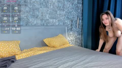 Polly help me reach 100 thumbs up  online show from December 31, 2024, 7:31 am