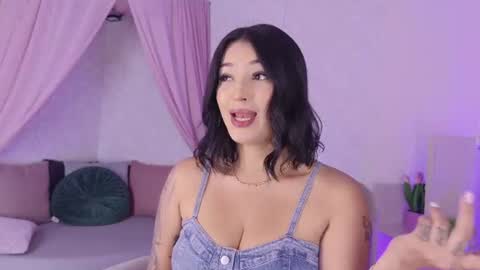 Snapshot of melissasuarez chatting on July 9, 2026, 11:14 am online show from July 9, 2026, 11:14 am