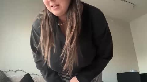 Snapshot of melkteeth chatting on October 16, 2025, 10:33 pm melkteeth online show from October 16, 2025, 10:33 pm