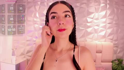Snapshot of mell_muller chatting on May 5, 2026, 11:51 am Mell online show from May 5, 2026, 11:51 am