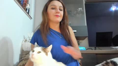 Snapshot of mellbell_ chatting on March 20, 2026, 7:52 pm MellyMell online show from March 20, 2026, 7:52 pm
