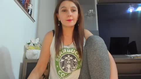 Snapshot of mellbell_ chatting on March 23, 2026, 7:51 pm MellyMell online show from March 23, 2026, 7:51 pm