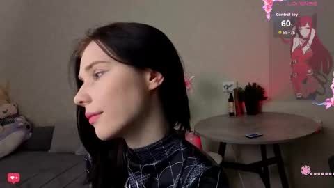 Snapshot of mellhyees chatting on November 16, 2025, 4:45 pm mellhyees online show from November 16, 2025, 4:45 pm