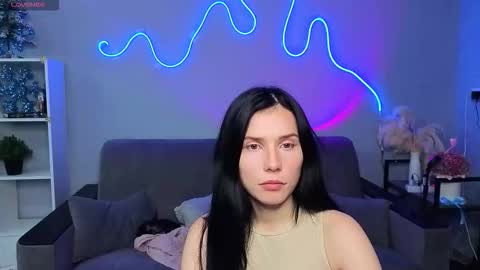 Snapshot of mellhyees chatting on December 3, 2025, 6:17 pm mellhyees online show from December 3, 2025, 6:17 pm