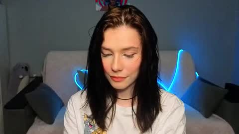 Snapshot of mellhyees chatting on March 1, 2026, 5:04 pm mellhyees online show from March 1, 2026, 5:04 pm