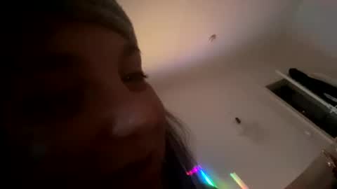 Snapshot of melli23 chatting on January 4, 2025, 3:17 pm Melli online show from January 4, 2025, 3:17 pm