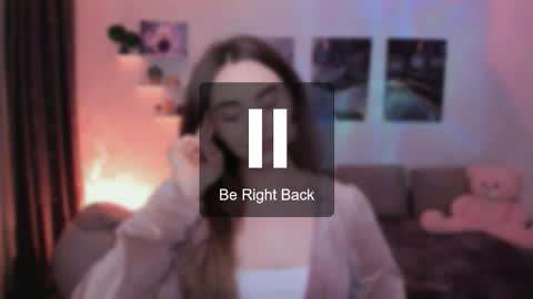 Tessa online show from November 28, 2025, 11:40 pm