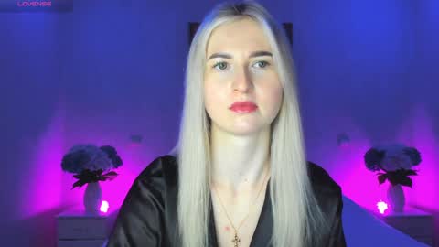 Snapshot of mellina_tey chatting on December 26, 2024, 10:52 pm Mellina online show from December 26, 2024, 10:52 pm