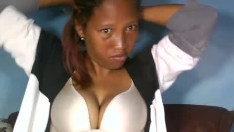 Snapshot of mellissia02 chatting on January 21, 2025, 4:10 am mellissa online show from January 21, 2025, 4:10 am