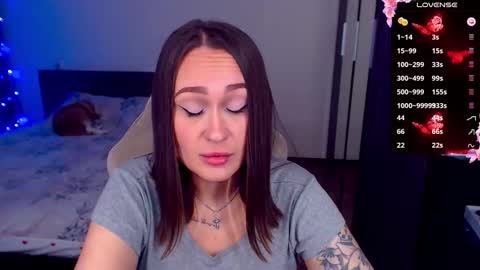 Mel online show from October 31, 2025, 9:49 pm