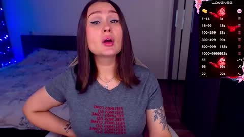 Mel online show from November 9, 2025, 8:18 pm