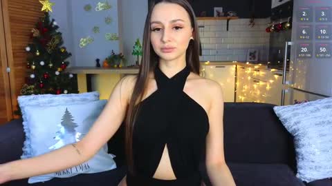 Caroline online show from December 28, 2024, 11:30 am