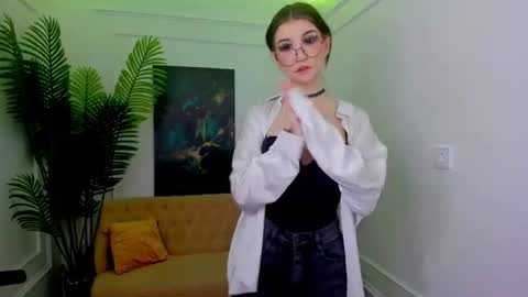 Snapshot of mellsawertyq chatting on January 12, 2026, 7:19 pm mellsawertyq online show from January 12, 2026, 7:19 pm