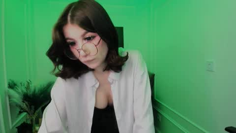 Snapshot of mellsawertyq chatting on March 7, 2026, 7:55 pm mellsawertyq online show from March 7, 2026, 7:55 pm