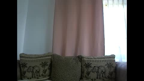 Melly online show from May 13, 2026, 7:28 am