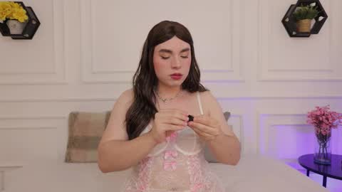 Meloddy online show from November 24, 2025, 5:45 pm