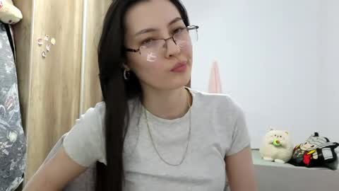Nika online show from May 16, 2026, 3:22 pm