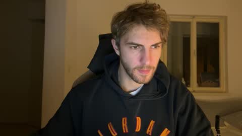 Melodicass online show from November 24, 2025, 11:15 pm