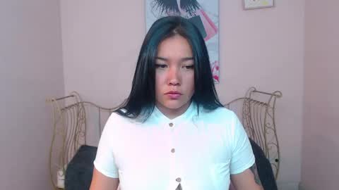 Snapshot of melody_1_ chatting on April 19, 2026, 2:11 am melody_1_ online show from April 19, 2026, 2:11 am