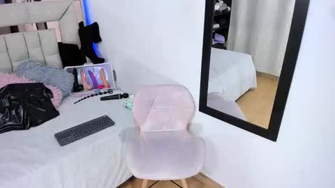 Snapshot of melodybonnet chatting on February 5, 2026, 8:52 am melody online show from February 5, 2026, 8:52 am