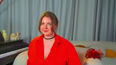 Snapshot of melodymoores chatting on March 11, 2026, 12:44 pm Melody online show from March 11, 2026, 12:44 pm