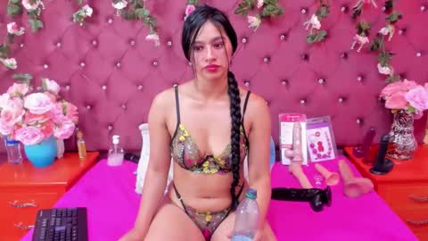 Snapshot of melodysmithass chatting on February 20, 2025, 7:01 am Melodysmithass online show from February 20, 2025, 7:01 am