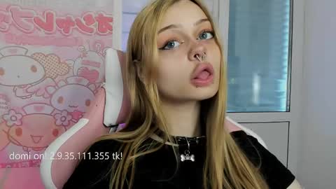 Snapshot of melonipinkbb chatting on May 7, 2026, 11:37 am MELONI online show from May 7, 2026, 11:37 am