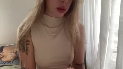 Melodie Sweet online show from November 21, 2025, 8:57 am