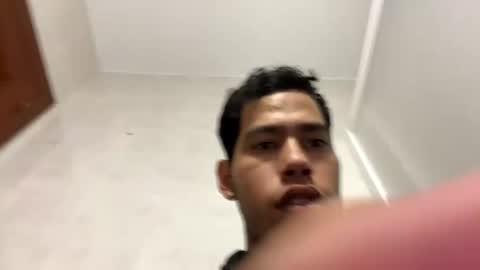 Snapshot of memolesta13 chatting on February 6, 2025, 5:19 pm memolesta13 online show from February 6, 2025, 5:19 pm