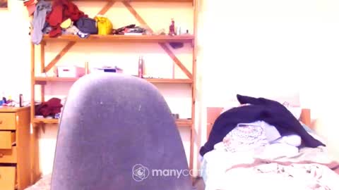 Snapshot of memorningdew chatting on December 8, 2024, 6:01 am Yummygirl online show from December 8, 2024, 6:01 am