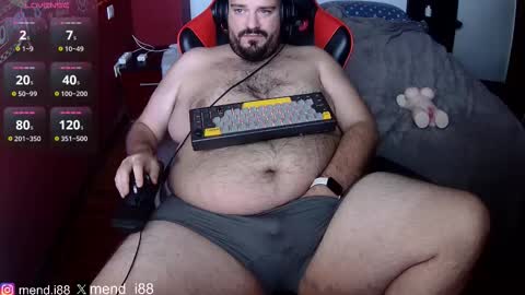 menditeta online show from October 15, 2025, 8:31 pm