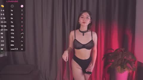 Mony online show from March 25, 2026, 7:42 pm