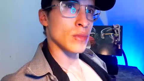 Snapshot of menyy666 chatting on November 26, 2025, 8:26 am Giorggio Fragacci online show from November 26, 2025, 8:26 am