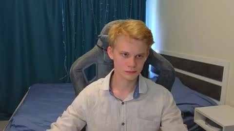 Snapshot of meow_mickey chatting on October 25, 2025, 8:55 am Mickey online show from October 25, 2025, 8:55 am