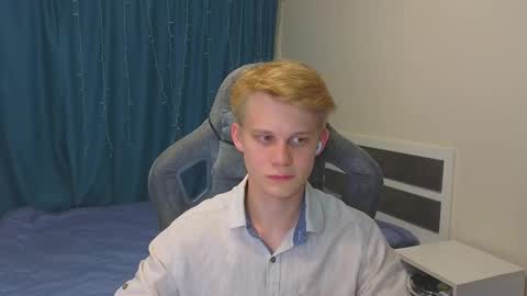 Snapshot of meow_mickey chatting on October 26, 2025, 4:13 pm Mickey online show from October 26, 2025, 4:13 pm