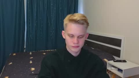 Snapshot of meow_mickey chatting on November 6, 2025, 11:55 am Mickey online show from November 6, 2025, 11:55 am