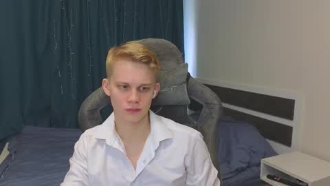 Snapshot of meow_mickey chatting on November 29, 2025, 9:01 am Mickey online show from November 29, 2025, 9:01 am