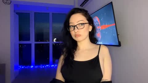 Snapshot of meowalika chatting on May 5, 2026, 5:43 pm MeowAlika online show from May 5, 2026, 5:43 pm