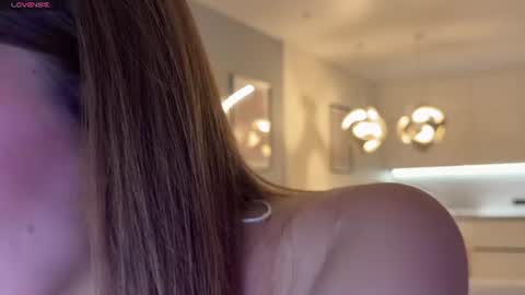 Snapshot of meower_xxx chatting on July 7, 2026, 4:59 am meower_xxx online show from July 7, 2026, 4:59 am